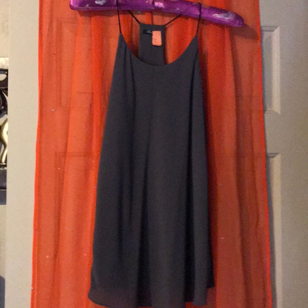 Charcoal top with rope straps